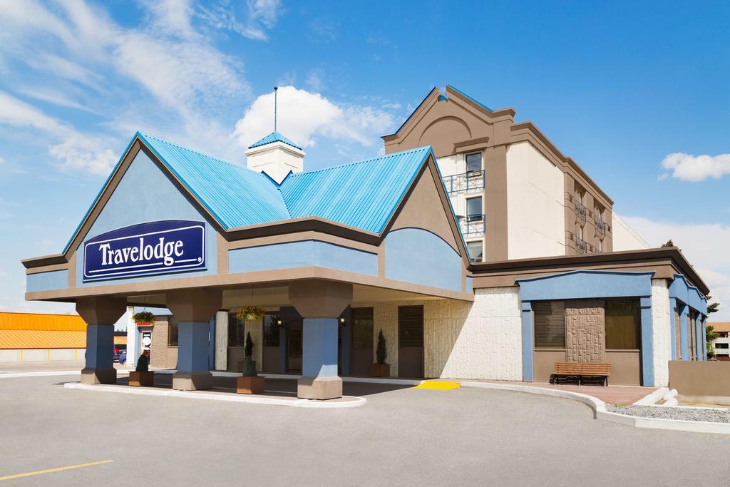 Travelodge Calgary Macleod Trail Exterior photo